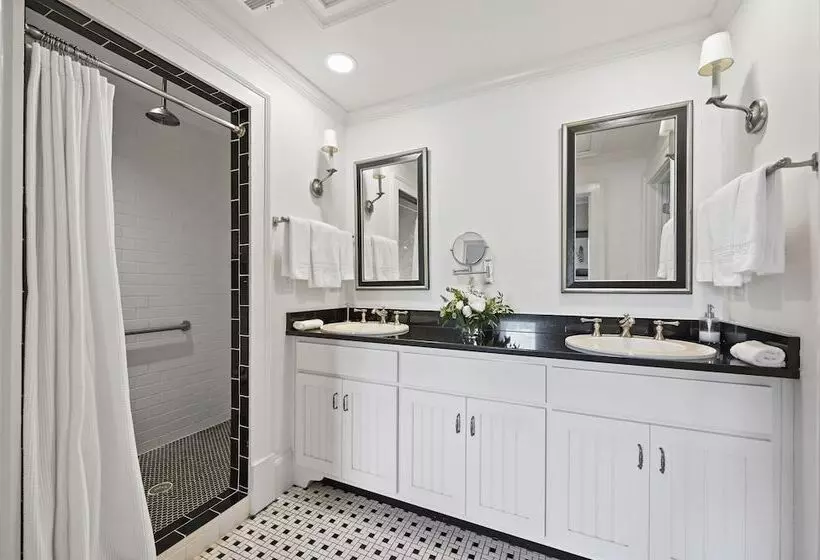 Aamiaismajoitus (B&B) The James Madison Inn