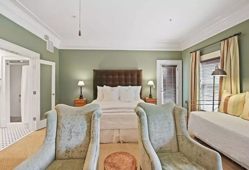 Aamiaismajoitus (B&B) The James Madison Inn