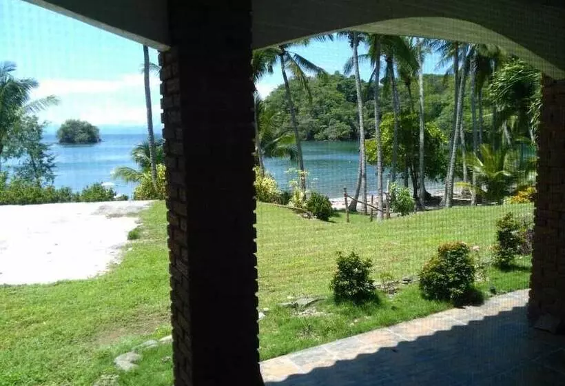 Costa Rica Paradise Island Hostel