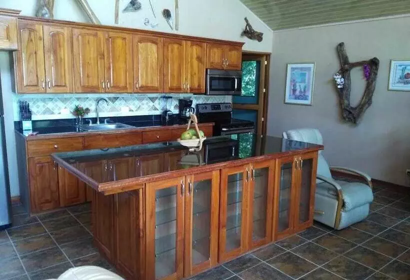 Costa Rica Paradise Island Hostel
