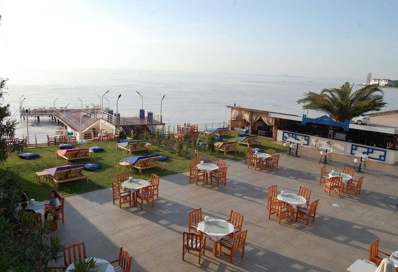 Grand Koru Otel Beach