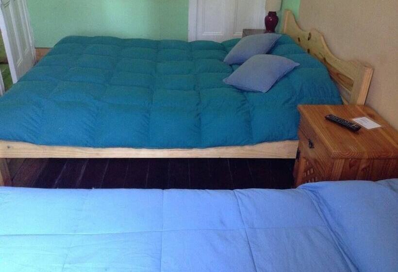 Hostal Chaptex Hostel