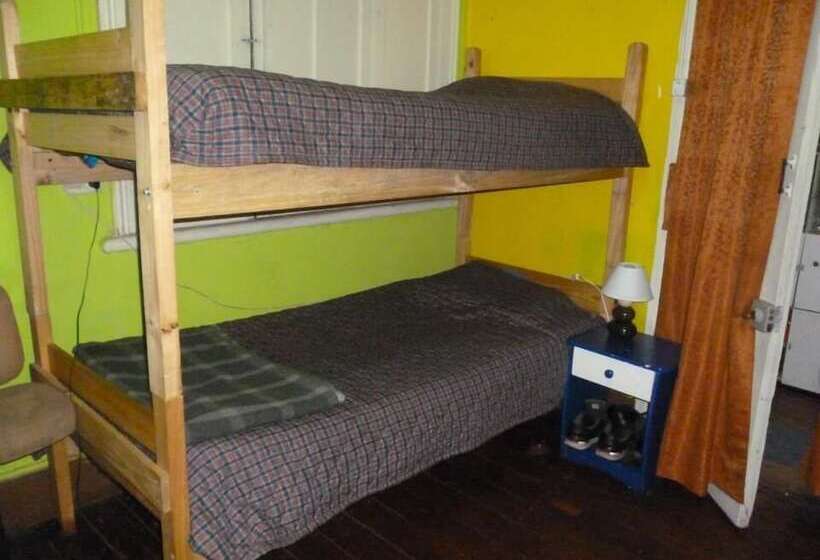 Hostal Chaptex Hostel