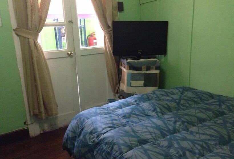 Hostal Chaptex Hostel