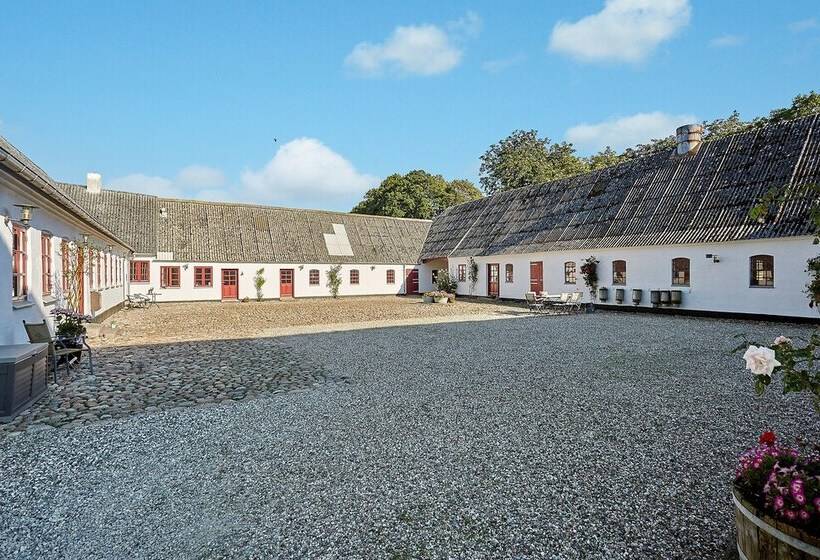 Отель Bed And Breakfast åløkke