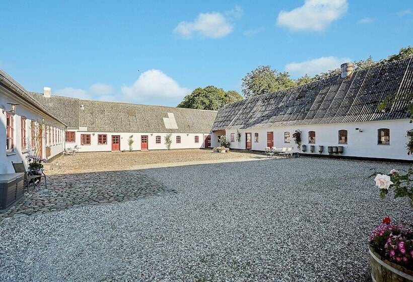 Отель Bed And Breakfast åløkke