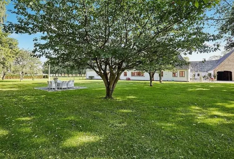 ホテル Bed And Breakfast åløkke