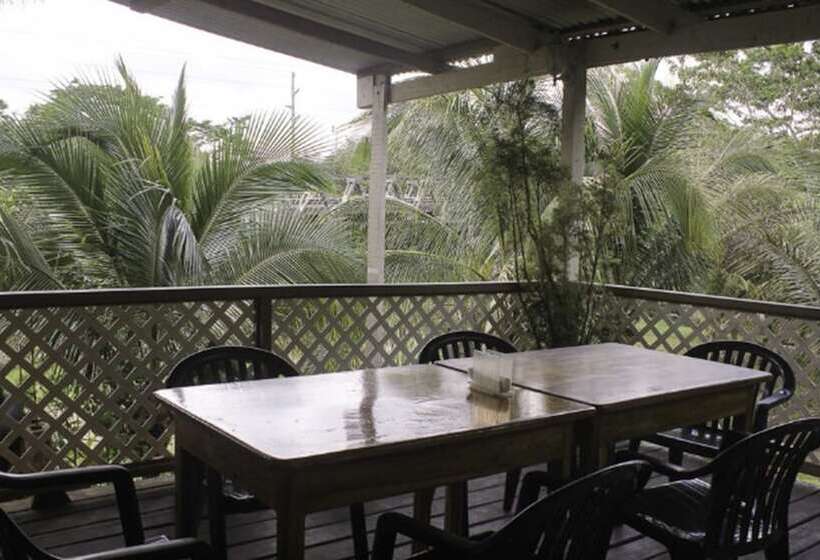 ホテル Big Falls Extreme Adventures