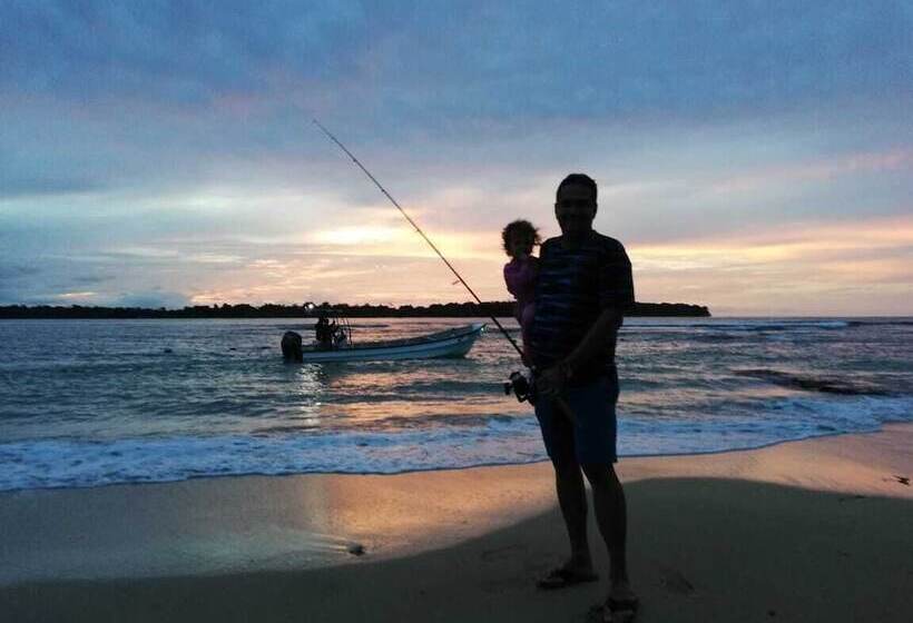 هتل Hospedaje Yarisnori