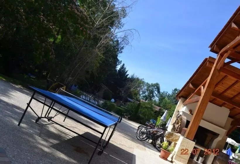 Hotelli Moulin Des Sandaux Village