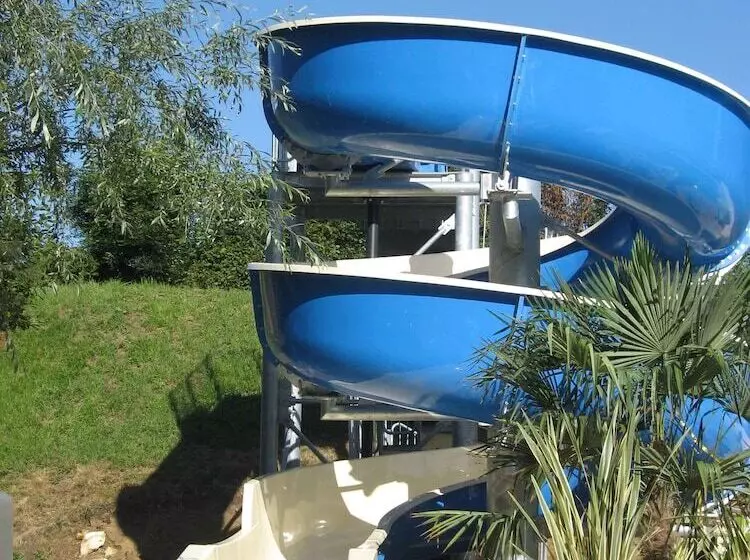 Hotelli Moulin Des Sandaux Village