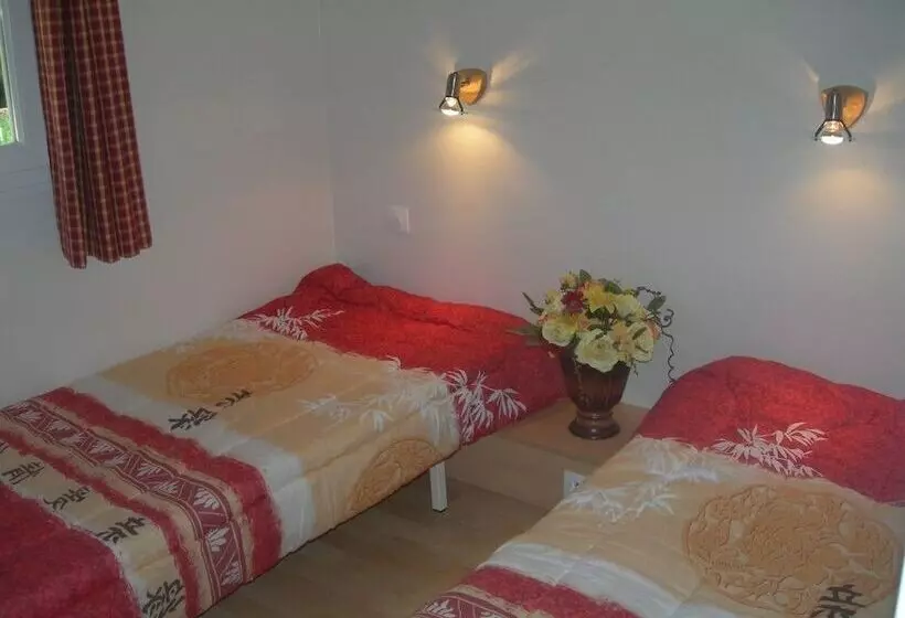 Hotelli Moulin Des Sandaux Village