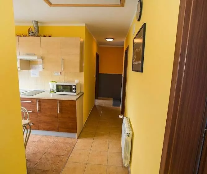 Maaseutuhotelli Noclegi U Bernadków