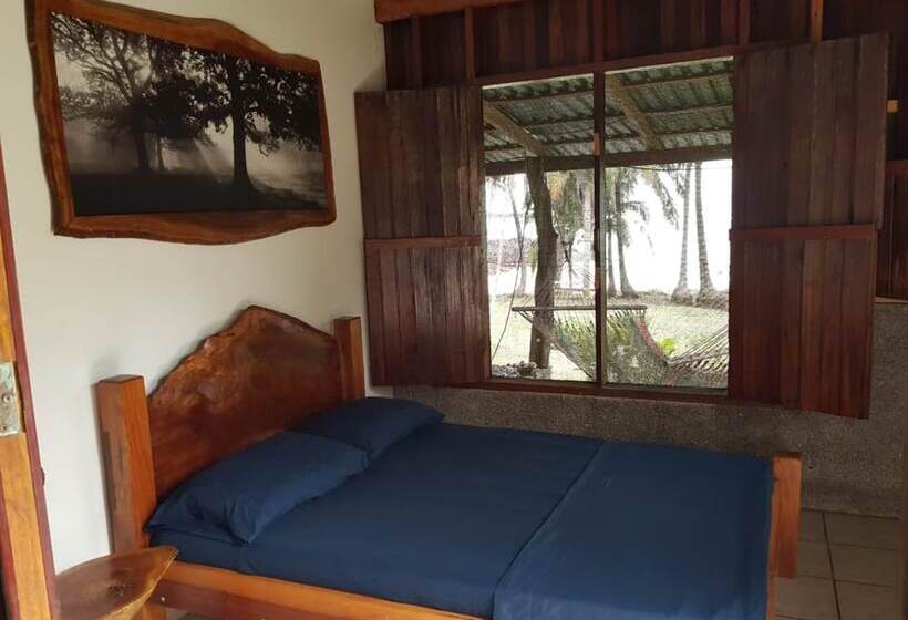 هتل The Jaguars Jungle