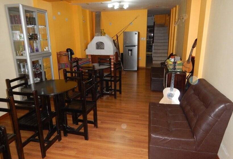 La Casa De Gloria B&b   Hostel