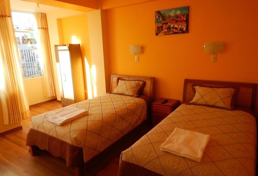 La Casa De Gloria B&b   Hostel