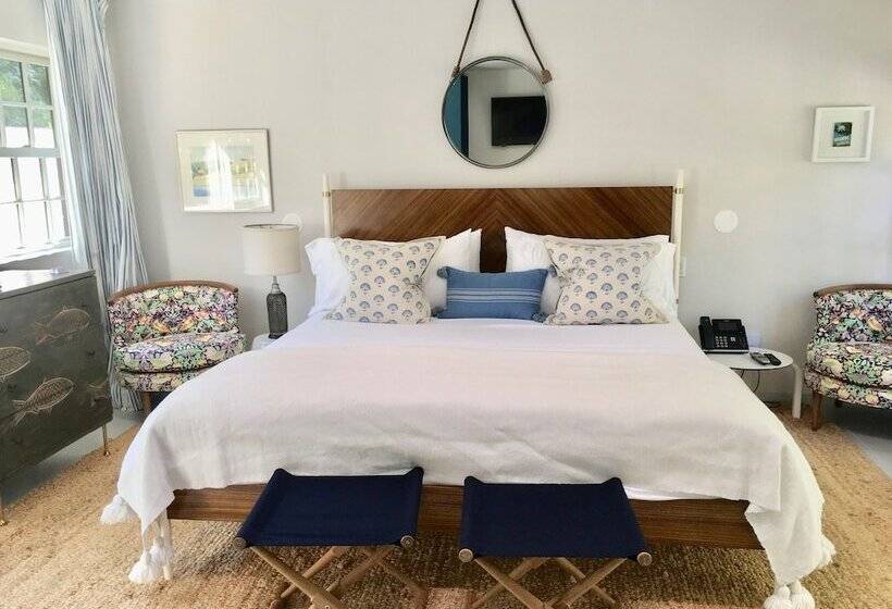 فندق على الطريق A Room At The Beach