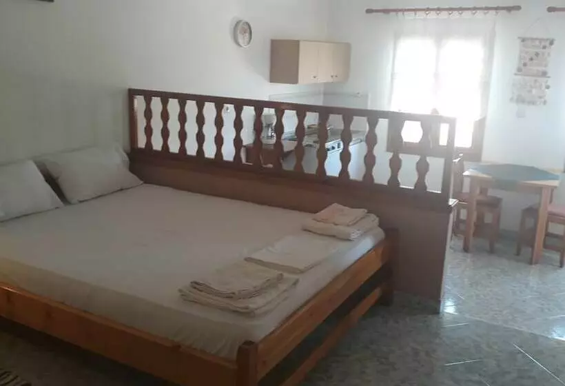 Majatalo Ambeles Apartments