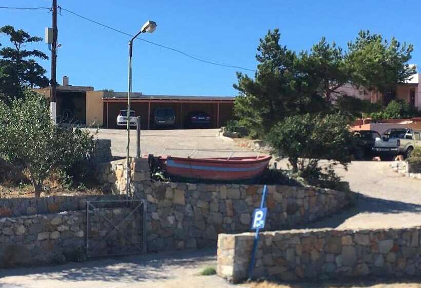 ペンション Ambeles Apartments