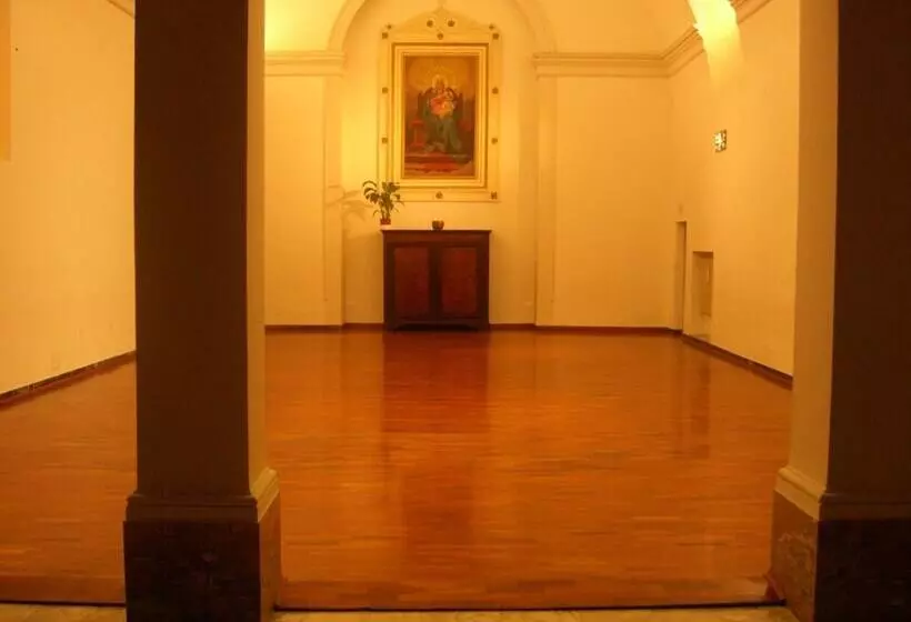 Majatalo Monastero San Lodovico   Orvieto