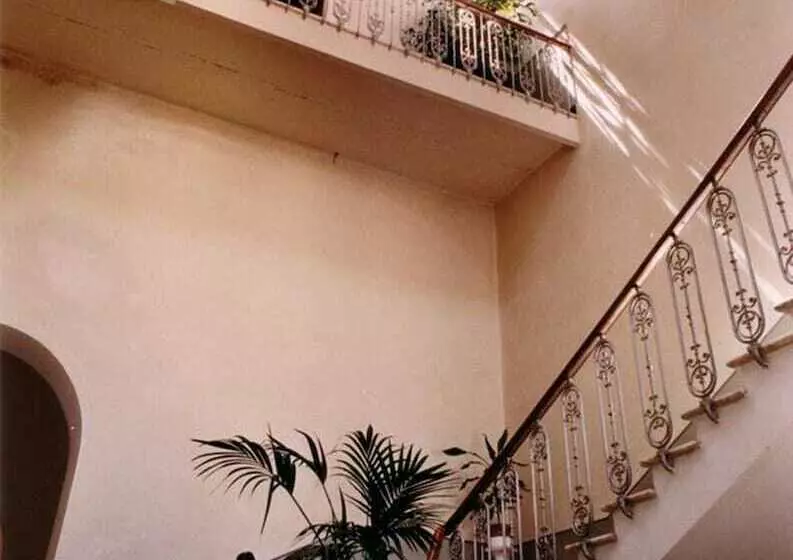 Majatalo Monastero San Lodovico   Orvieto