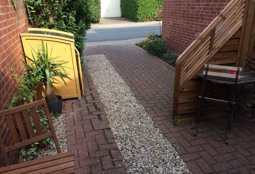 بنسيون Lilie Inn