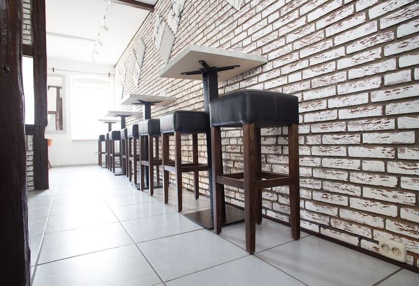 بنسيون Lilie Inn