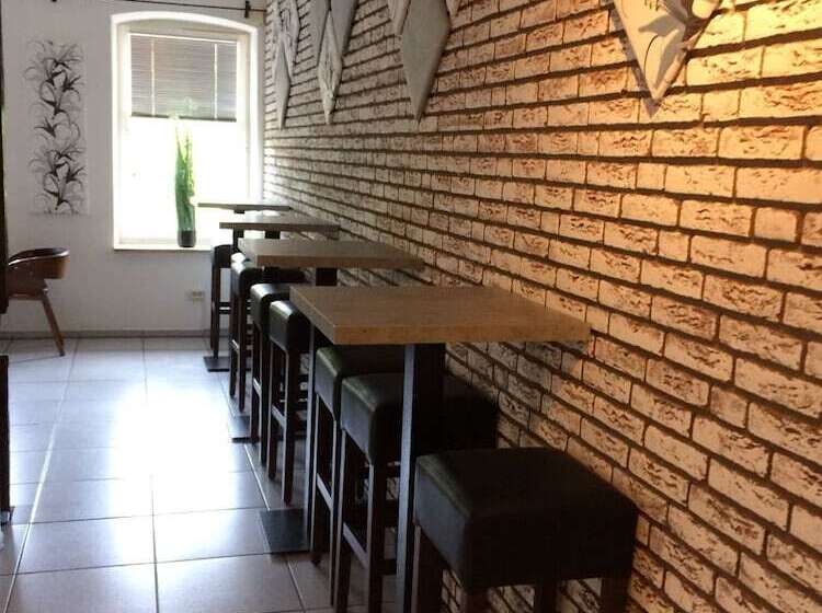 بنسيون Lilie Inn