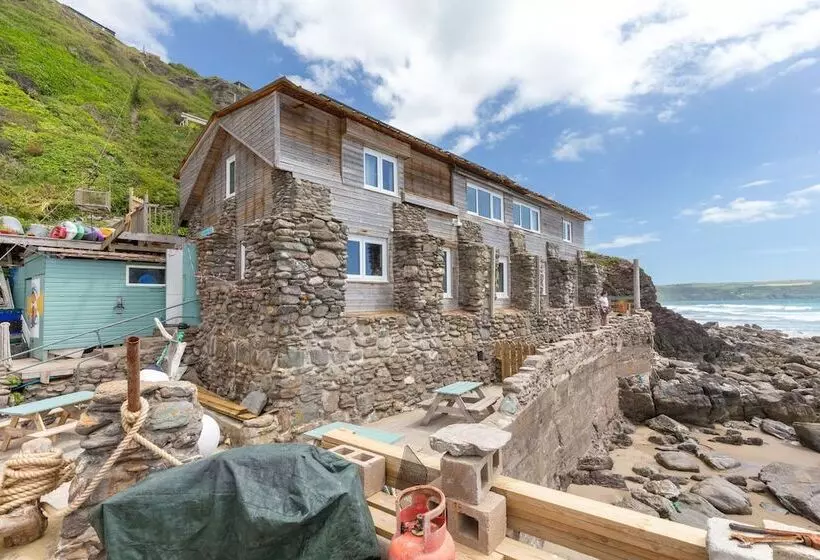 Scylla View Cottage