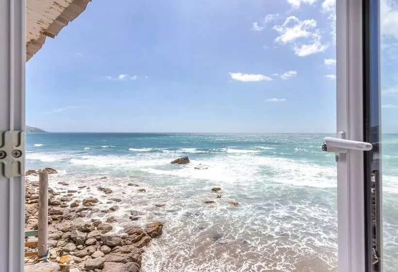 Scylla View Cottage