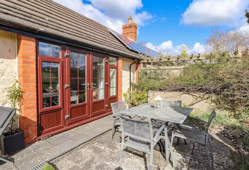 Castle View Cottage