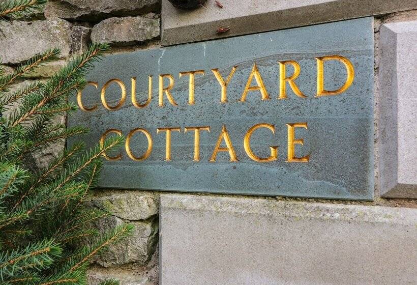 Courtyard Cottage