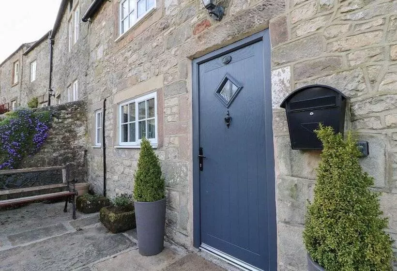 Daisy Cottage