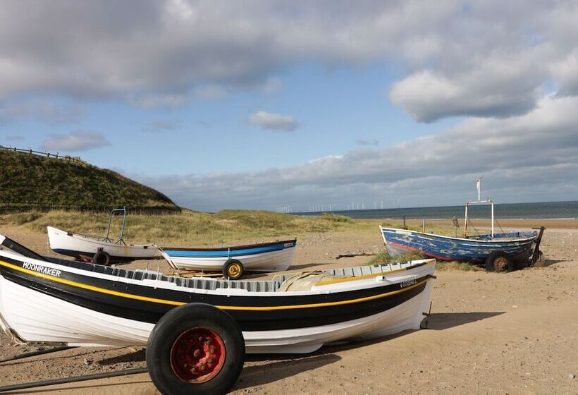 Glebe Hall Apartment