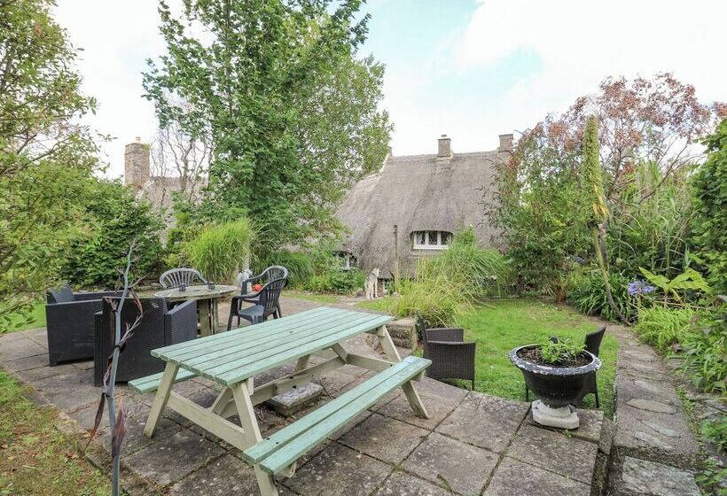 Hearthstone East Cottage