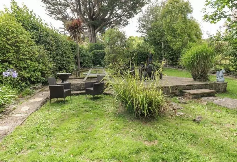 Hearthstone East Cottage