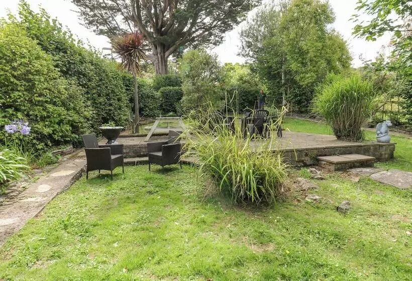 Hearthstone East Cottage