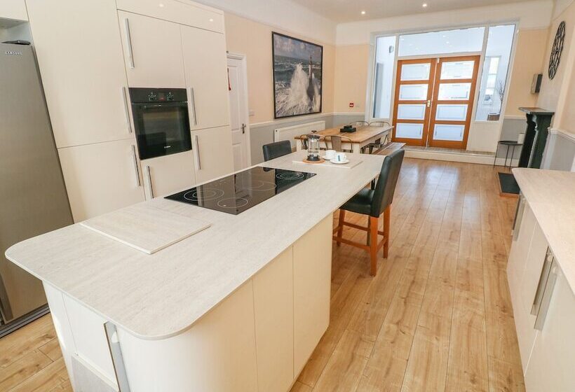 Hideaway House At The Hideaway