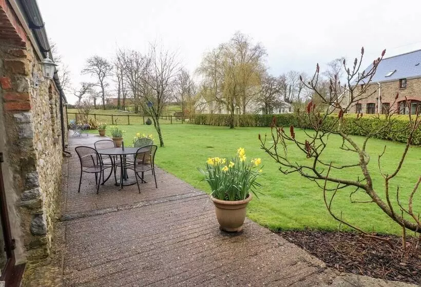 The Barn At Harrolds Farm