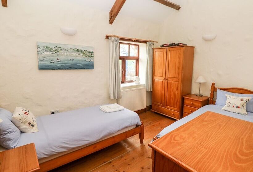 The Barn At Harrolds Farm