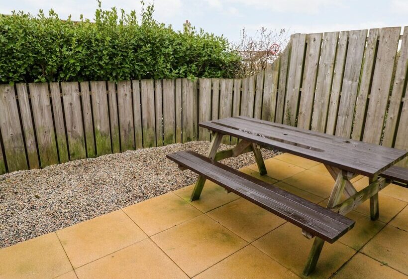 3 Bay Retreat Villas