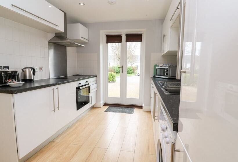 3 Bay Retreat Villas