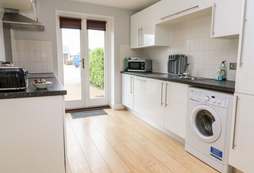 3 Bay Retreat Villas