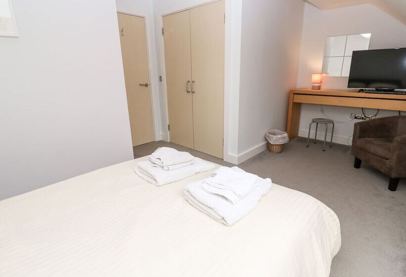 3 Bay Retreat Villas