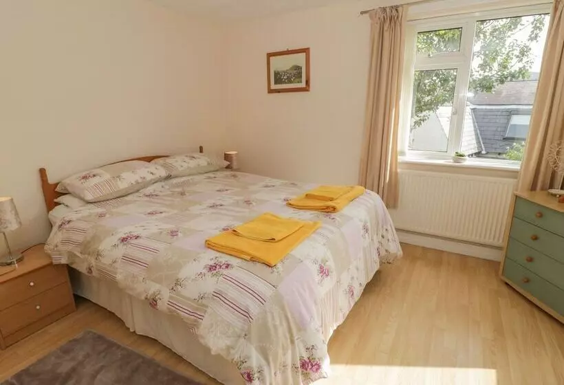 Bangor Cottage