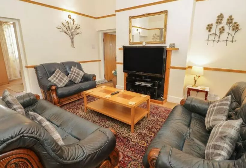 Bangor Cottage