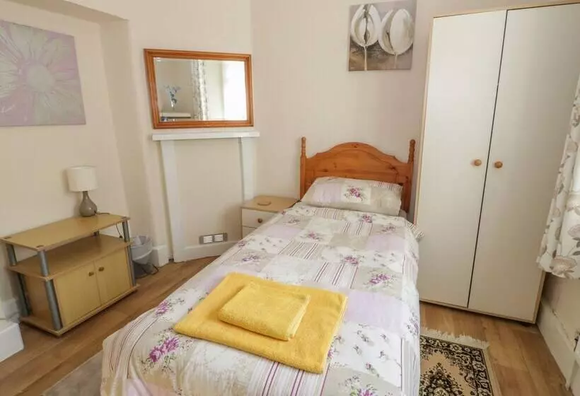 Bangor Cottage
