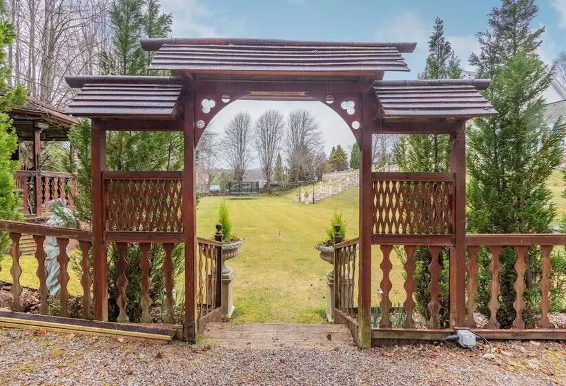 Dunstaffnage Cottage