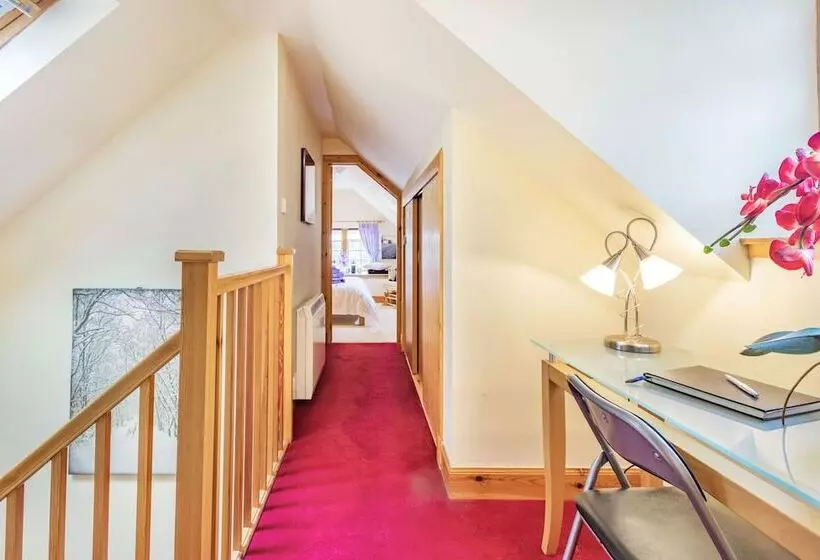 Dunstaffnage Cottage