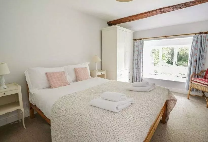 Hall Bank Cottage